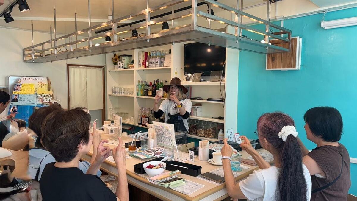 平塚にある手話カフェ「UD Cafe & Bar -tetote-」 | TBS NEWS DIG