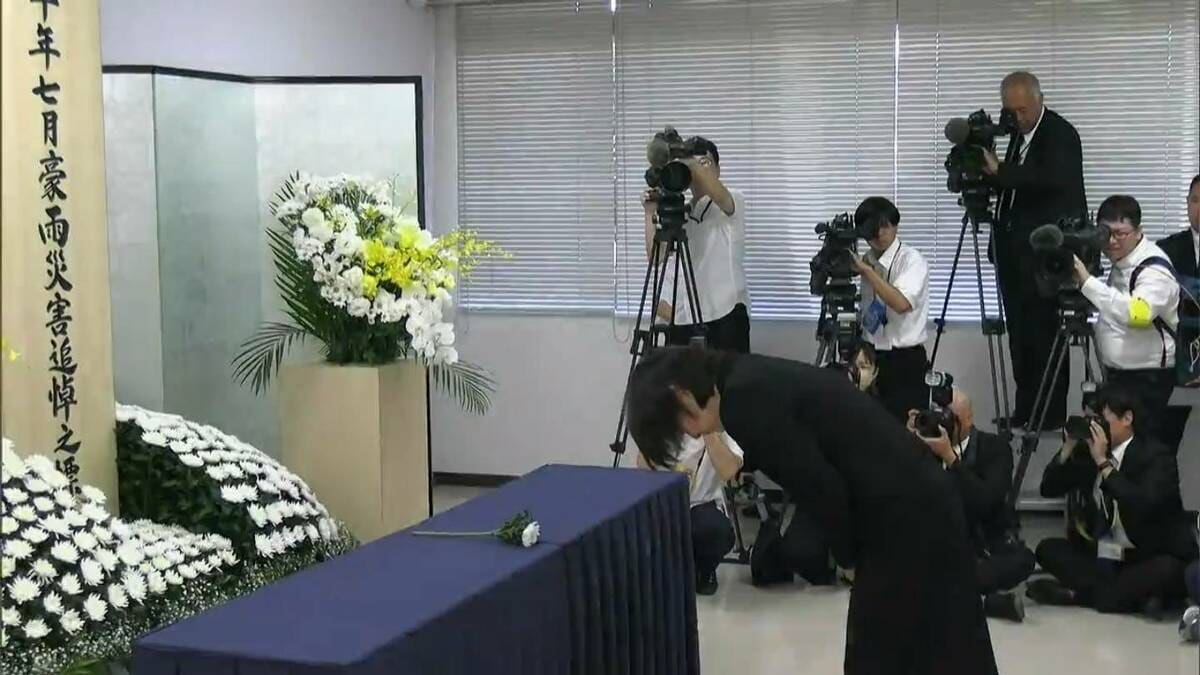西日本豪雨から7年 甚大な被害受けた真備地区に献花台 犠牲者を追悼