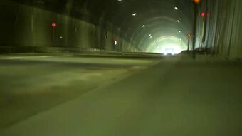 大型トラックと乗用車が国道のトンネルで正面衝突　1人死亡2人けが　湧水町・鹿児島　　|　鹿児島のニュース｜MBC NEWS｜南日本放送