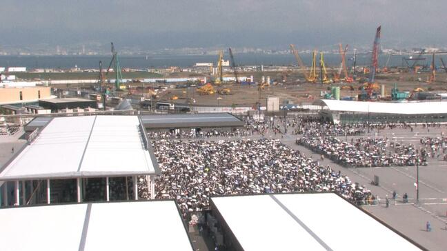 万博東ゲート前は開門前から長蛇の列　太陽サンサン！すでに“きのうの最高気温超え”　6月中の朝9時入場は「全日枠無し」|TBS NEWS DIG