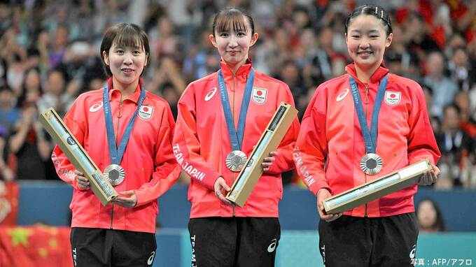 卓球女子団体、日本は2大会連続の銀メダル！最強・中国を苦しめるもストレートで敗れる【パリ五輪】|TBS NEWS DIG
