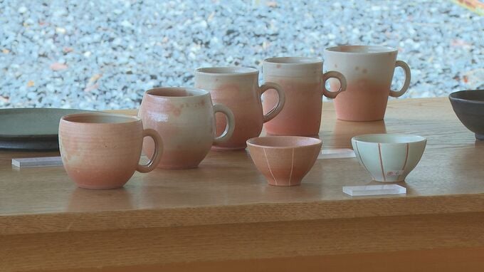 湯の町を散策し萩焼を楽しむ　「うつわの秋」　展示会場は温泉施設や古民家ギャラリー|TBS NEWS DIG