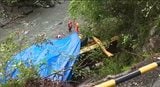 ダンプカーが約9メートル転落 運転していた72歳の男性が死亡 ガードレールのない幅3メートルの道路 長野・飯田市南信濃 | SBC NEWS | 長野のニュース | SBC信越放送