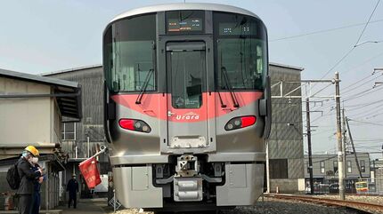 JR西日本「227系Urara」7月22日運行開始決定 117系車両の定期列車