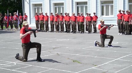 ソ連軍 軍隊教練マニュアル 「基本的な軍事訓練」1987年版 ロシア 10分で習得!赤軍教練【ソ連軍歩兵操典講座】 ヒスサバPHS4 - YouTube