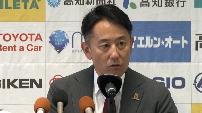 「わずか10週間の指揮」で契約解除　J3残留のミッション達成も…高知ユナイテッドSC白石監督が退任|TBS NEWS DIG