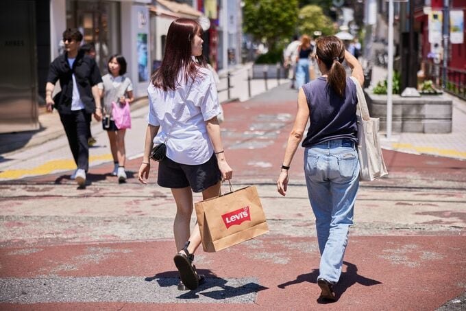 東京消費者物価は伸び横ばい、予想下回る－保育料無償化の拡大が影響
