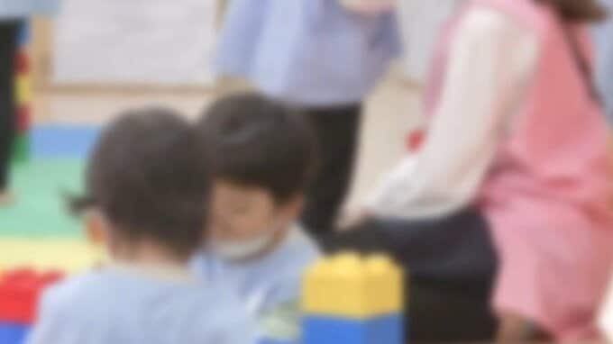 待機児童ゼロの影に「隠れ待機児童」　背景に無理する保護者　有職者の約半数が、子どもの誕生後にプランの変更や喪失を経験