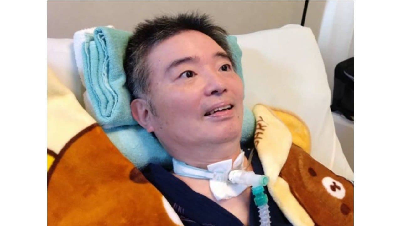 ALS闘病 】声優・津久井教生さん「右手の中指の先が完全に動か