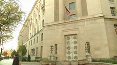 米・トランプ政権で新たな“粛清人事” 「議会乱入事件」などの捜査に関わった職員を司法省が解雇| TBS CROSS DIG with Bloomberg