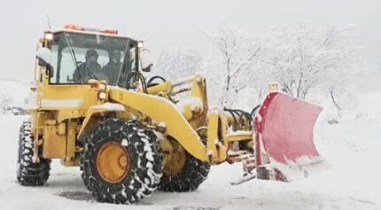 除雪車の稼働確保へ 石川県が若手オペレーター向けに実技講習を実施