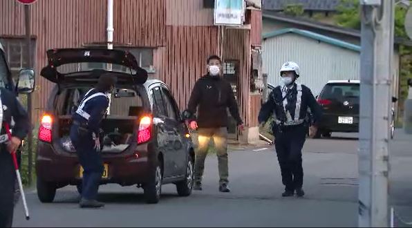 立てこもり事件　女性1人を救助「立てこもっているのは息子」　被疑者以外にもまだ人がいる模様　長野　|　SBC NEWS | 長野のニュース | SBC信越放送