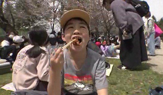 「最後の春に思い出を作ろう」今年で閉校 大町西小学校でお花見しながら昼食会 長野|TBS NEWS DIG