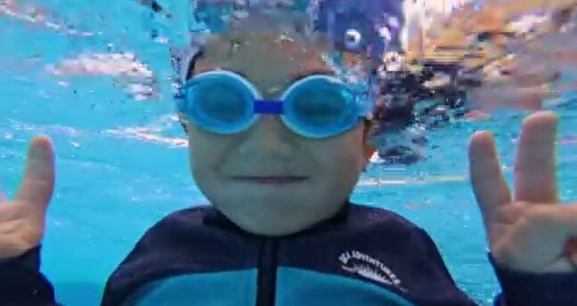 大小50本のウォータースライダーが人気の施設 28日のオープン前に園児たちがプール遊び 福井・坂井市|TBS NEWS DIG