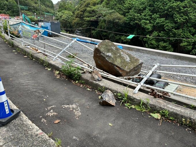 長崎県五島市の県道で落石　全面通行止めに（10日午後5時半現在）|TBS NEWS DIG