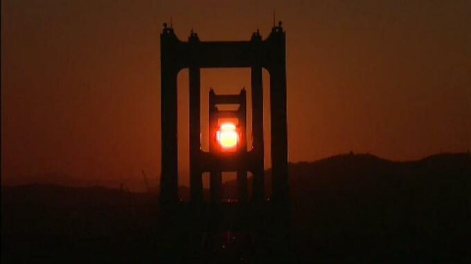 夕日が橋の主塔に“ストライク!” しまなみ海道のスペクタクル「夕日ストライク」とは　|　愛媛のニュース - Nスタえひめ｜あいテレビは6チャンネル
