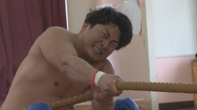 大日本プロレス青木優也選手が保育園へ 白熱の力比べ結果は　山口市　|　山口のニュース・天気・防災｜tys NEWS｜ｔｙｓテレビ山口