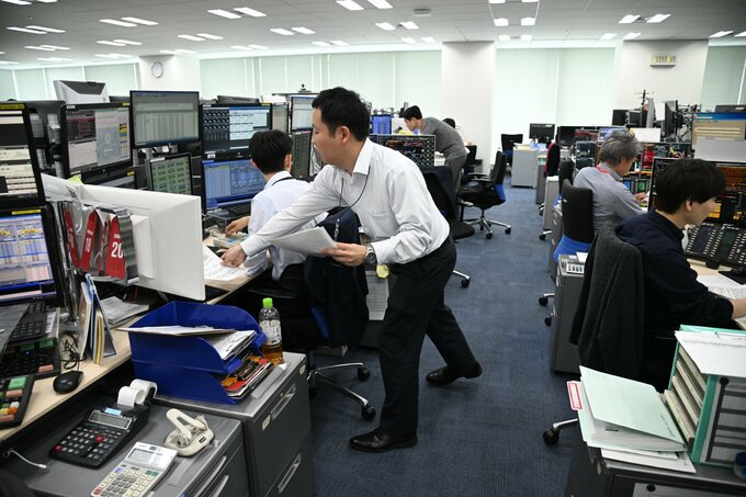 2年債入札「弱い」との見方、テール10年ぶりの大きさ－弱い需要示す