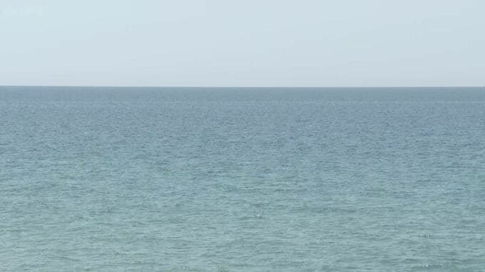 「警備員と連絡が取れない。探していたら…」岸壁近くの海上に浮く高齢男性を発見→病院で死亡確認　近くの会社で働く70代男性か|TBS NEWS DIG
