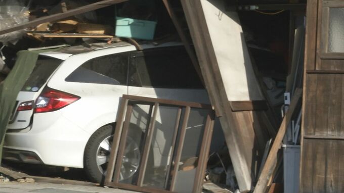 信号無視を繰り返し倉庫に突っ込む　パトカーの制止振り切り逃走した車両を運転の男を酒気帯び運転などで再逮捕　島根県警松江警察署|TBS NEWS DIG