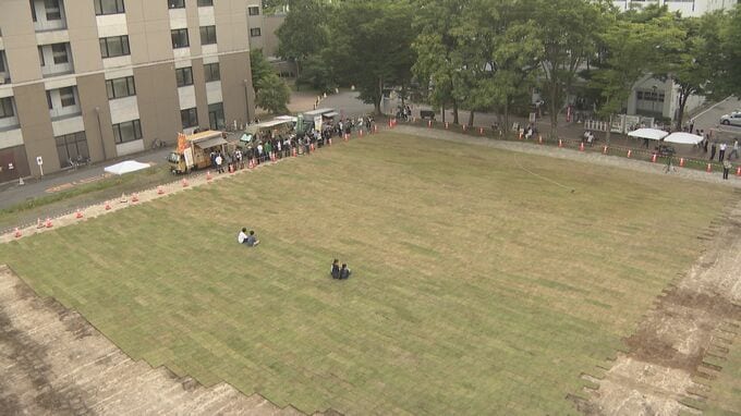 大学キャンパスの中心に芝生広場を…「芝張りイベント」は学生提案　信州大学松本キャンパス　|　SBC NEWS | 長野のニュース | SBC信越放送
