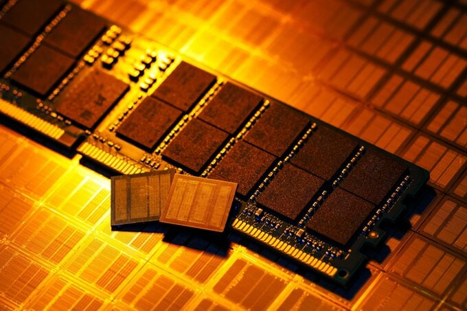 サムスン、4～6月の半導体利益が250倍超－来年メモリー不足深刻化へ