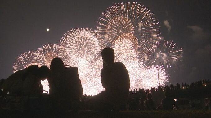 湖上花火は２日間で2万1000発　松江の夏の風物詩「水郷祭」　8月1日と2日に開催|TBS NEWS DIG