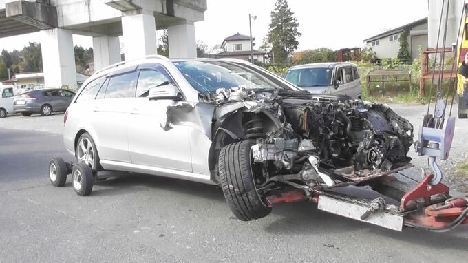 一度は踏切前で停車も前進か…東北本線の列車に乗用車衝突　60代男性軽傷　福島・郡山市|TBS NEWS DIG