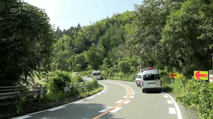 日南市で普通乗用車と大型トラックが衝突　80代の女性が意識不明の重体　|　MRTニュース ｜ ＭＲＴ宮崎放送