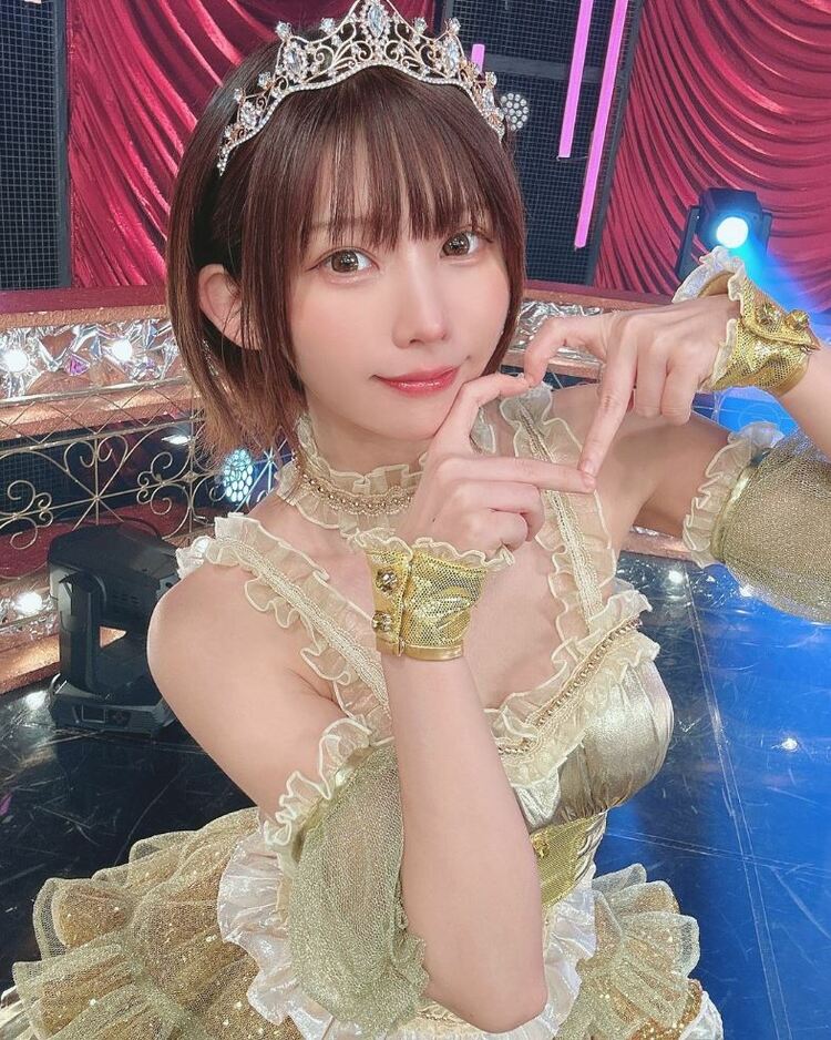 ★値下NG★超激レアコミコン限定ベティ·ブープゴールドドレス えなこさん「PPE41、再始動です」ゴールドのドレスで宣言 フォロワー