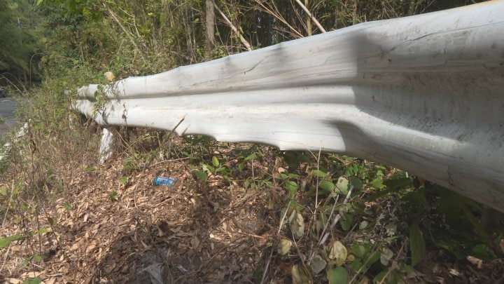 ガードレールに衝突、基準値の3倍以上のアルコール検出　飲酒運転の元県職員に有罪判決　拘禁刑6か月、執行猶予3年