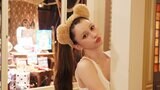 【 ダレノガレ明美 】　ディズニー＆豪華料理で祝福された誕生日を報告　キャビアに特製ケーキ、両手の花束も|TBS NEWS DIG