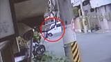 防犯カメラに「自転車をバックで追いかける車」小6男児をはねて殺害しようとしたか…住居不詳・44歳男を送検 大阪・守口市|TBS NEWS DIG