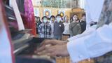 小学校で「被爆ピアノ」コンサート ピアノ寄贈した被爆者2023年に永眠 平和の尊さを音色にのせて|TBS NEWS DIG