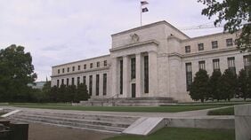 FRBが2会合連続で0.25%の利下げを決定 「ここ数か月で雇用の下振れリスクが増大した」|TBS NEWS DIG