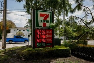 セブン&アイ通期営業益予想上振れ､一転増益に－ガソリン高で粗利改善| TBS CROSS DIG with Bloomberg