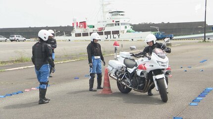 県民の見本となれるよう頑張ります」白バイ隊に配属された23歳の女性