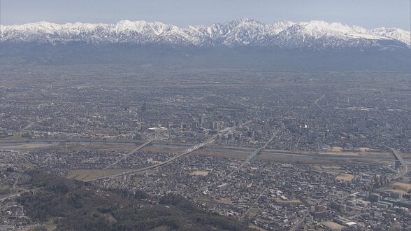 富山県の推計人口は 98万1,725人【2026年3月1日現在】前月比 968人減　富山市は40万人を維持するも減少傾向　世帯数は微増　|　富山のニュース｜天気・防災｜チューリップテレビ