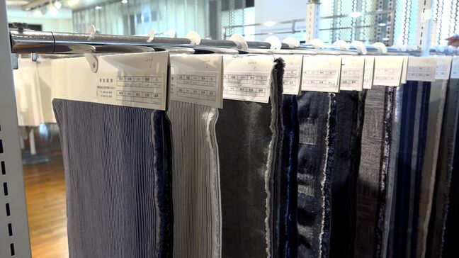 静岡県西部の生地をPR「遠州織物コレクション」都内で開催  "国内最大級"竜巻被害から再起を誓った織元も参加|TBS NEWS DIG