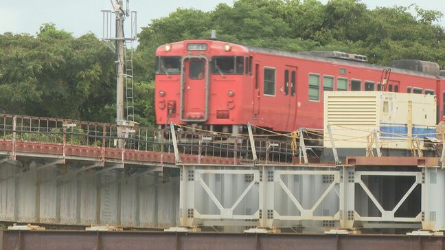 大雨で橋が損傷→一部区間で運休続く山陰線　復旧工事終え列車試運転　２７日に運転再開へ|TBS NEWS DIG