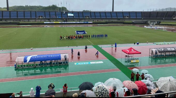 １１６３人が見守る中、土壇場で大逆転！高知ユナイテッドSC　３－２で勝利　|　高知のニュース・天気｜KUTV NEWS | KUTVテレビ高知