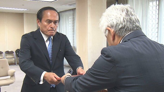 立憲の吉田忠智氏に当選証書　「国民の生活を応援していく」決意語る|TBS NEWS DIG