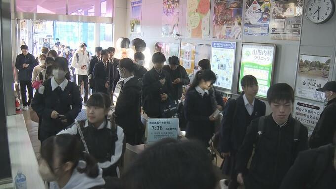 「早く全線が直ってほしい」1か月ぶりに一部運転再開　弘南鉄道弘南線　大鰐線は11月中旬の再開目指す|TBS NEWS DIG