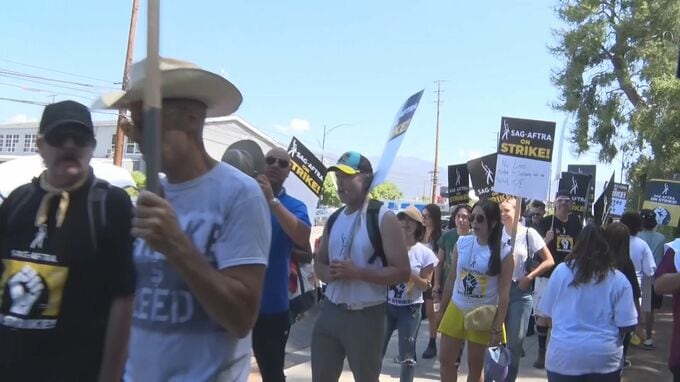 米俳優組合　AIなどめぐる新労使協定を承認