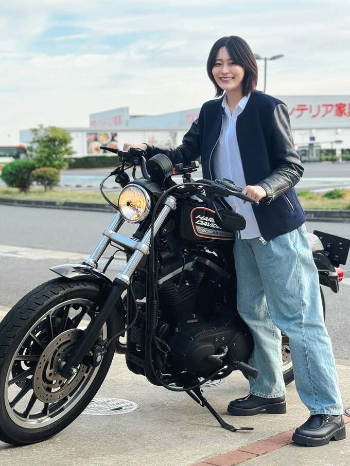 【 彩雪 】　愛車・ハーレーダビッドソンと笑顔　「直感に素直に従ってよかった」「おかげで自分が望んだ最短スピードで今の愛車と出会うことができた！」|TBS NEWS DIG