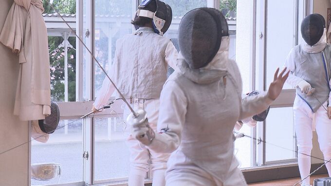 国スポで頂点へ　フェンシング王国・大分の少年女子代表チームに実力者集結　|　大分のニュース｜OBS NEWS｜大分放送