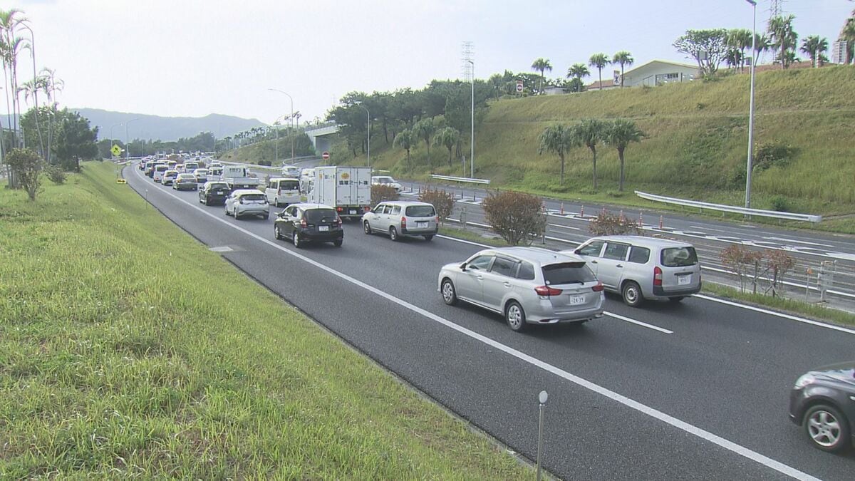 渋滞解消へ　沖縄自動車道　石川～金武のリニューアル工事終了へ