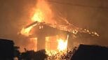 「建物からものすごい炎」住宅全焼など建物4棟焼くけが人なし　福島市仁井田　23日夜|TBS NEWS DIG