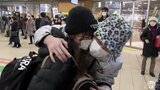 「雪遊びやおいしいものを食べたい」青森でも故郷で過ごす人たちの帰省ラッシュ|TBS NEWS DIG