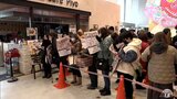 “弘前のロピア”オープン初日に約300人の行列 午前6時半から並んでいた人も「指折り待っていました」 買い物客も大満足「近くて助かる」「ロピアパーティーしようかな」 青森県弘前市 | 青森のニュース│ATV NEWS│青森テレビ
